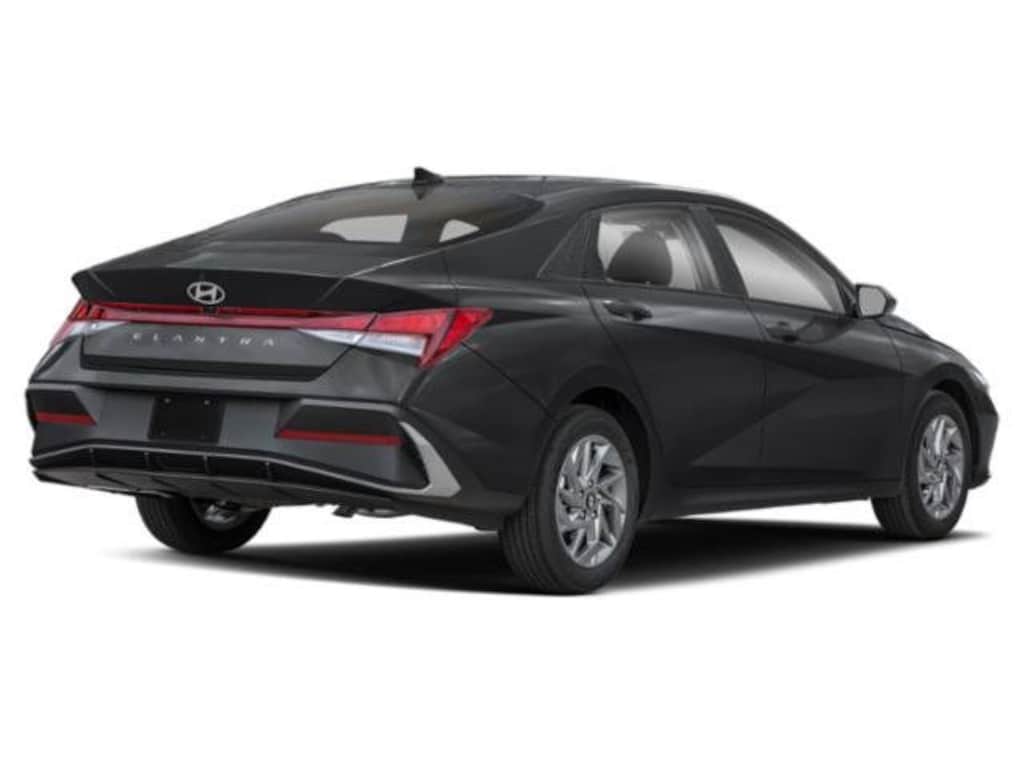 Used 2024 Hyundai Elantra SEL Sedan