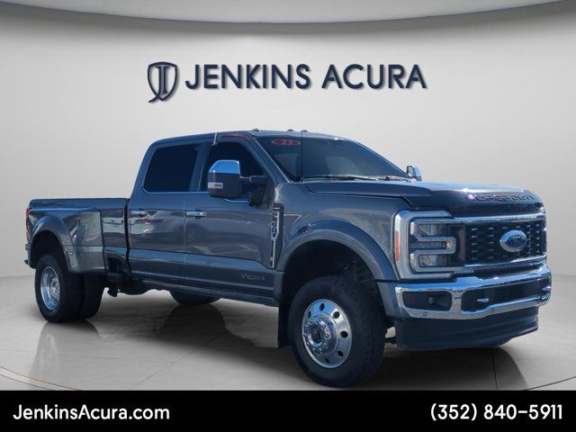 2023 Ford F-450 Lariat 4x4 Crew Cab 8' Box DRW's photo