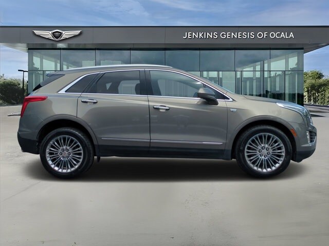 2019 Cadillac XT5 Premium Luxury photo 3