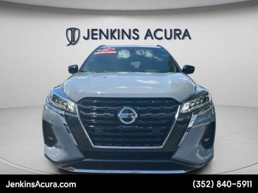 Used 2021 Nissan Kicks SR SUV
