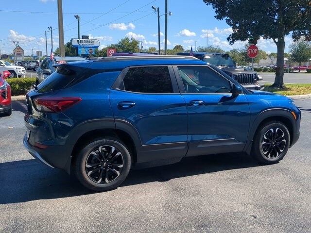 2021 Chevrolet Trailblazer LT photo 3