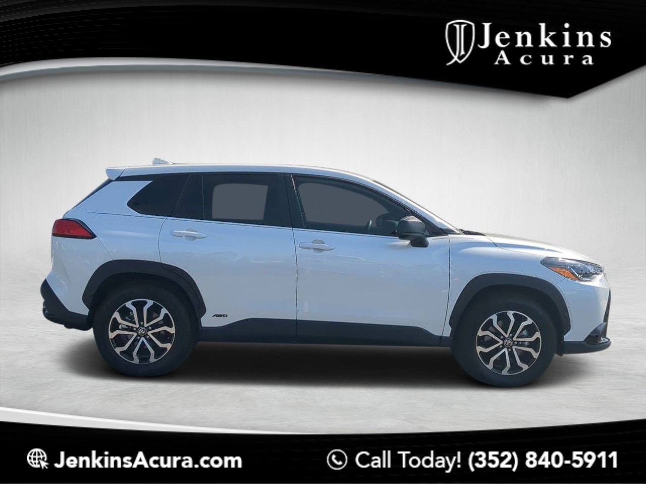 2024 Toyota Corolla Cross S's photo