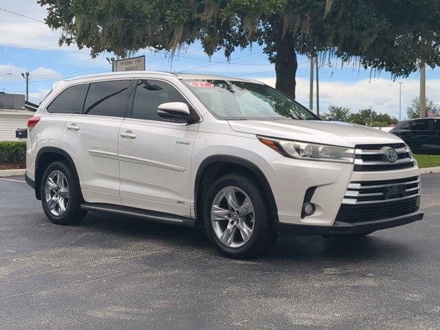 2017 Toyota Highlander Hybrid Limited photo 2