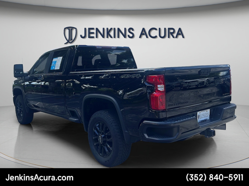 Used 2025 Chevrolet Silverado 2500 HD Custom Truck Crew Cab