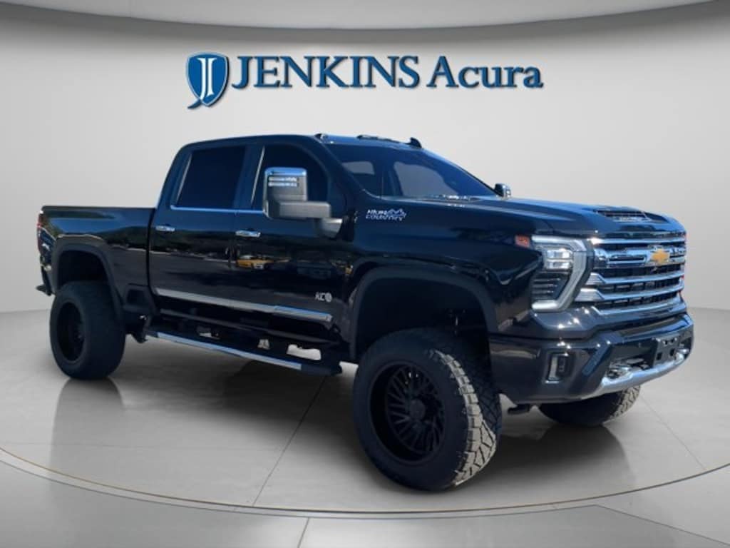 Used 2024 Chevrolet Silverado 3500 HD High Country Truck Crew Cab