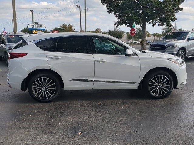 2026 Acura RDX Advance photo 3