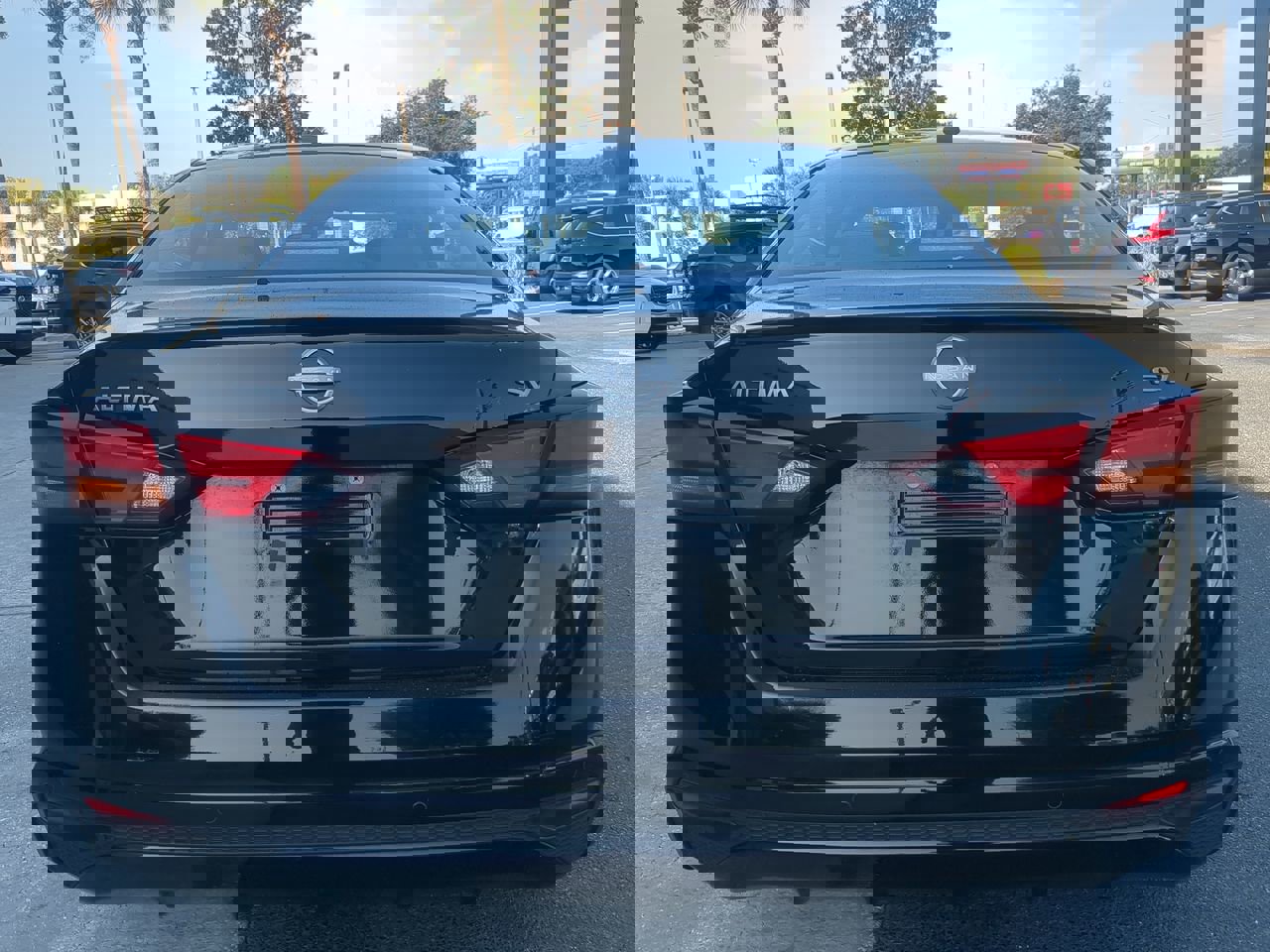 2023 Nissan Altima 2.5 SV photo 3