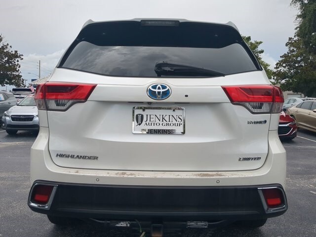 2017 Toyota Highlander Hybrid Limited photo 3