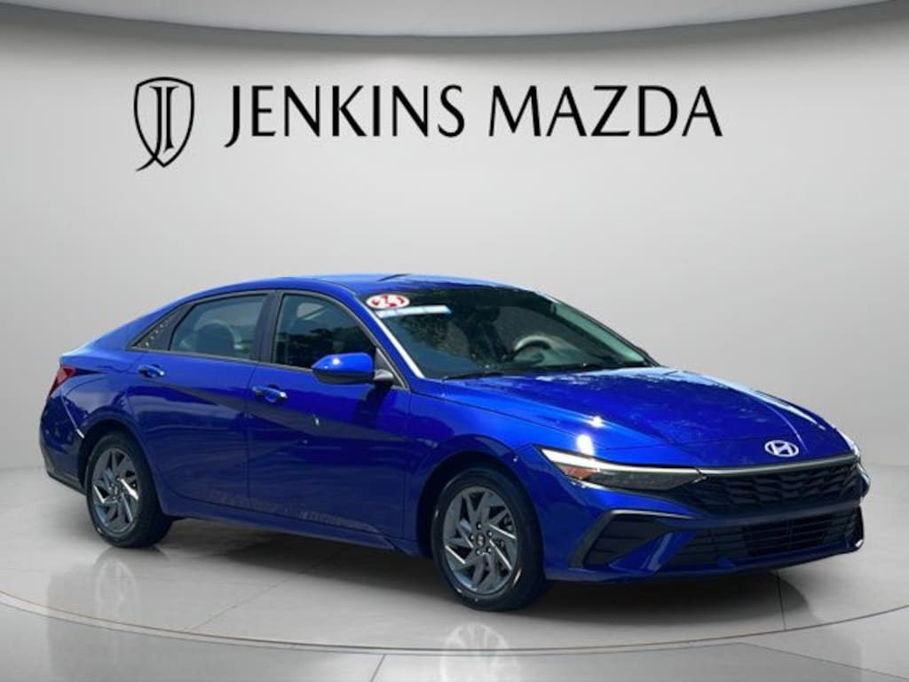 Used 2024 Hyundai Elantra SEL Sedan