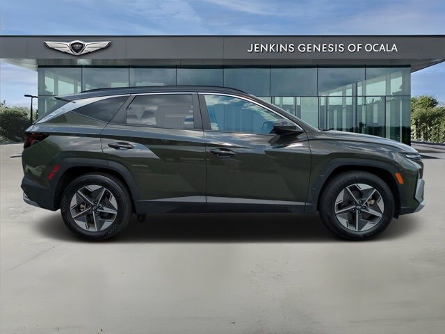 2025 Hyundai Tucson SEL photo 3