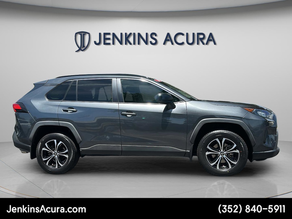 Used 2020 Toyota RAV4 LE SUV