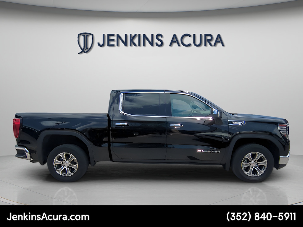 Used 2025 GMC Sierra 1500 SLT Truck Crew Cab