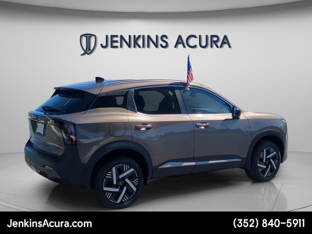 Used 2026 Nissan Kicks SV SUV