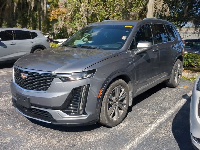 2021 Cadillac XT6 Premium Luxury photo 2