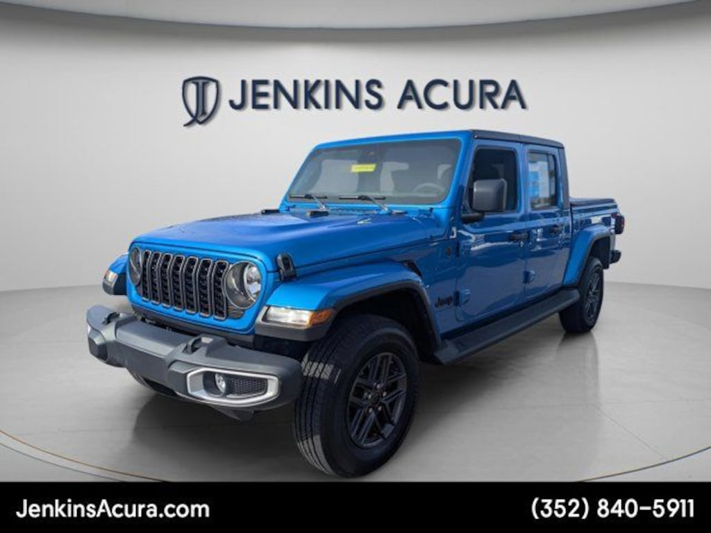 Used 2024 Jeep Gladiator Sport Truck Crew Cab