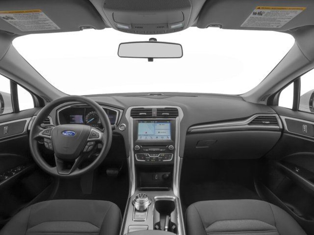 Used 2018 Ford Fusion SE Sedan