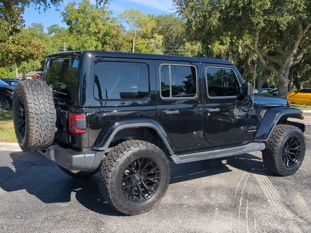 2023 Jeep Wrangler Altitude Sahara photo 4