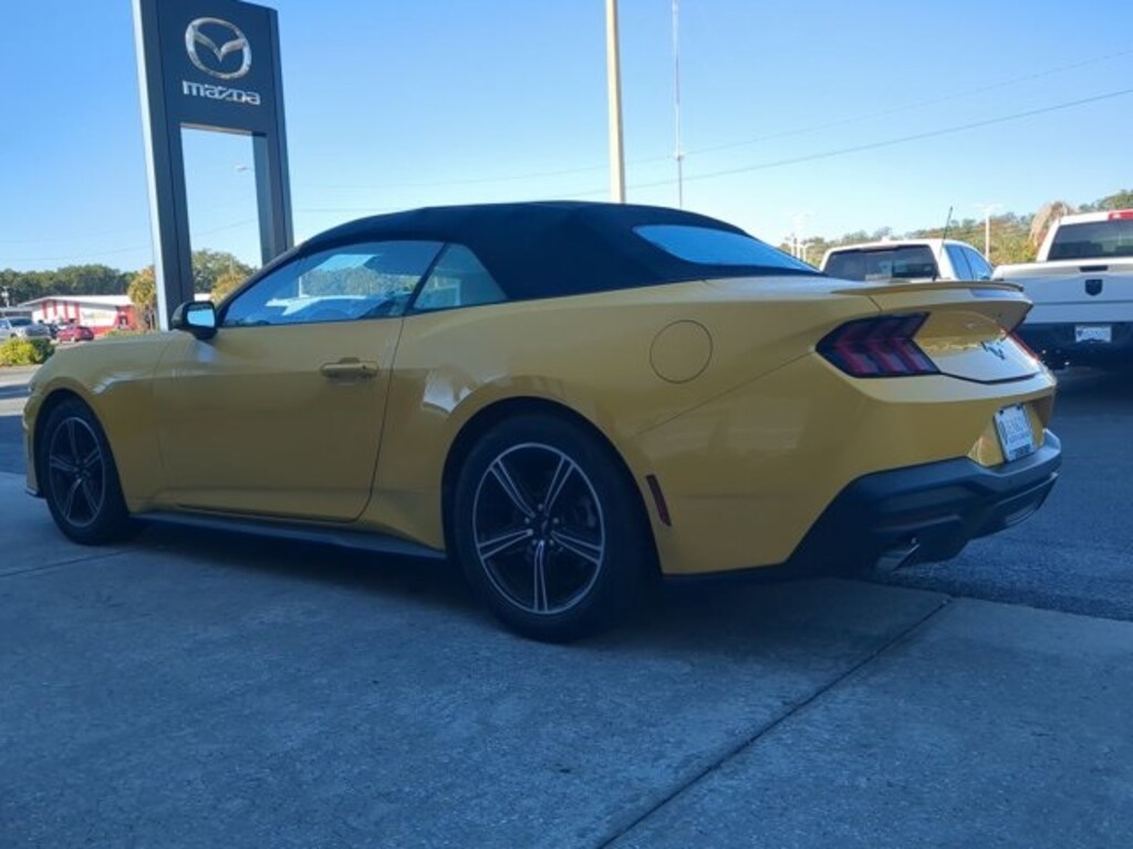 Used 2024 Ford Mustang Convertible