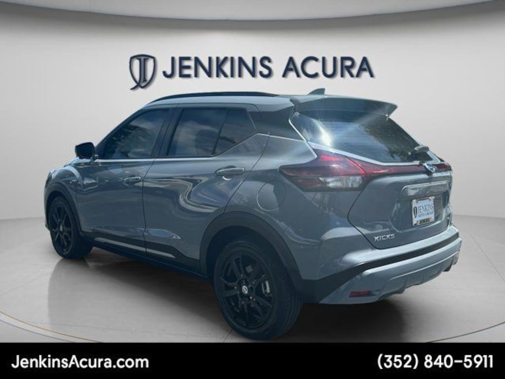 Used 2021 Nissan Kicks SR SUV