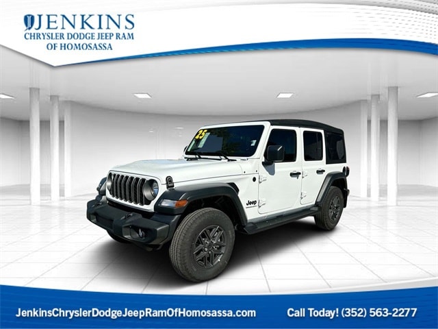2025 Jeep Wrangler 4-Door Sport S's photo