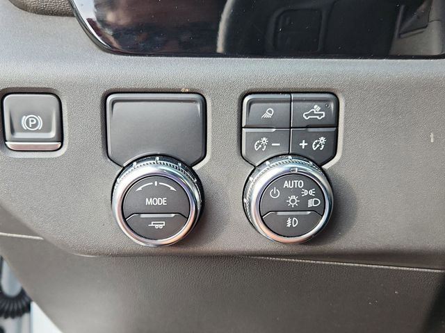 2024 GMC Sierra 1500 SLT - Photo 22