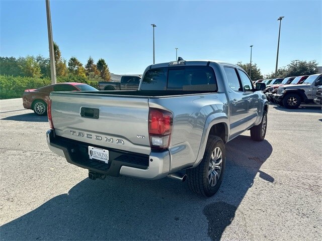 2023 Toyota Tacoma SR5 V6 photo 3