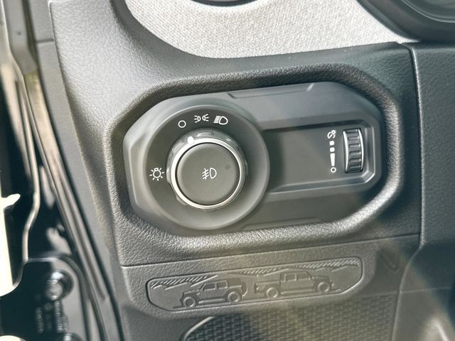 2025 Jeep Wrangler 4-Door Sport - Photo 24