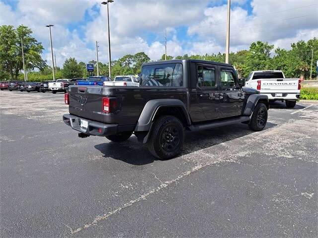 2024 Jeep Gladiator Sport photo 4