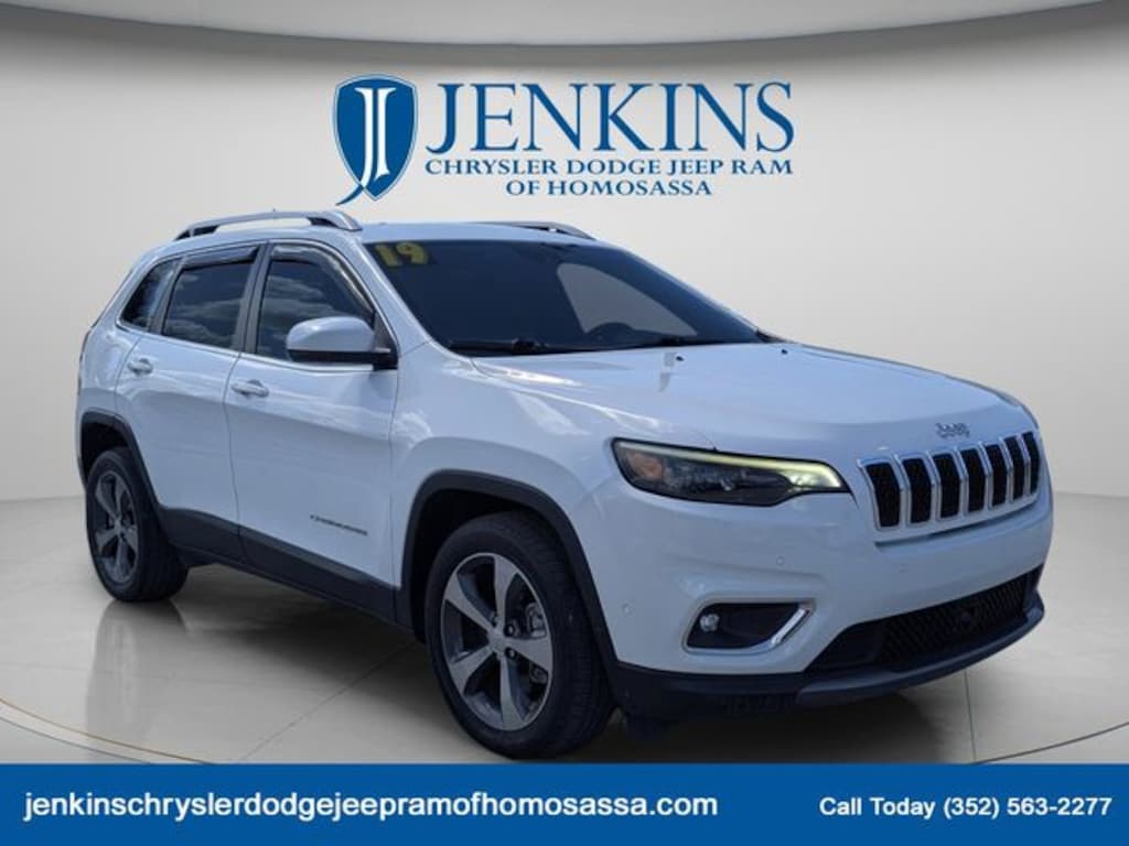 Used 2019 Jeep Cherokee Limited FWD SUV