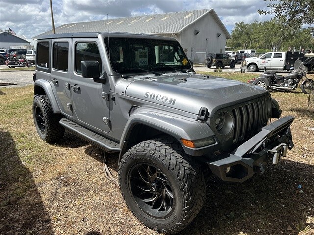 2020 Jeep Wrangler Unlimited Sahara photo 2