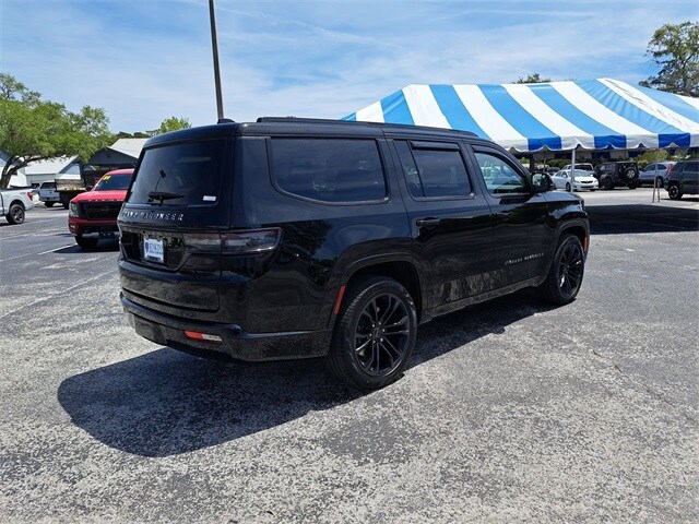 2024 Jeep Grand Wagoneer III photo 4