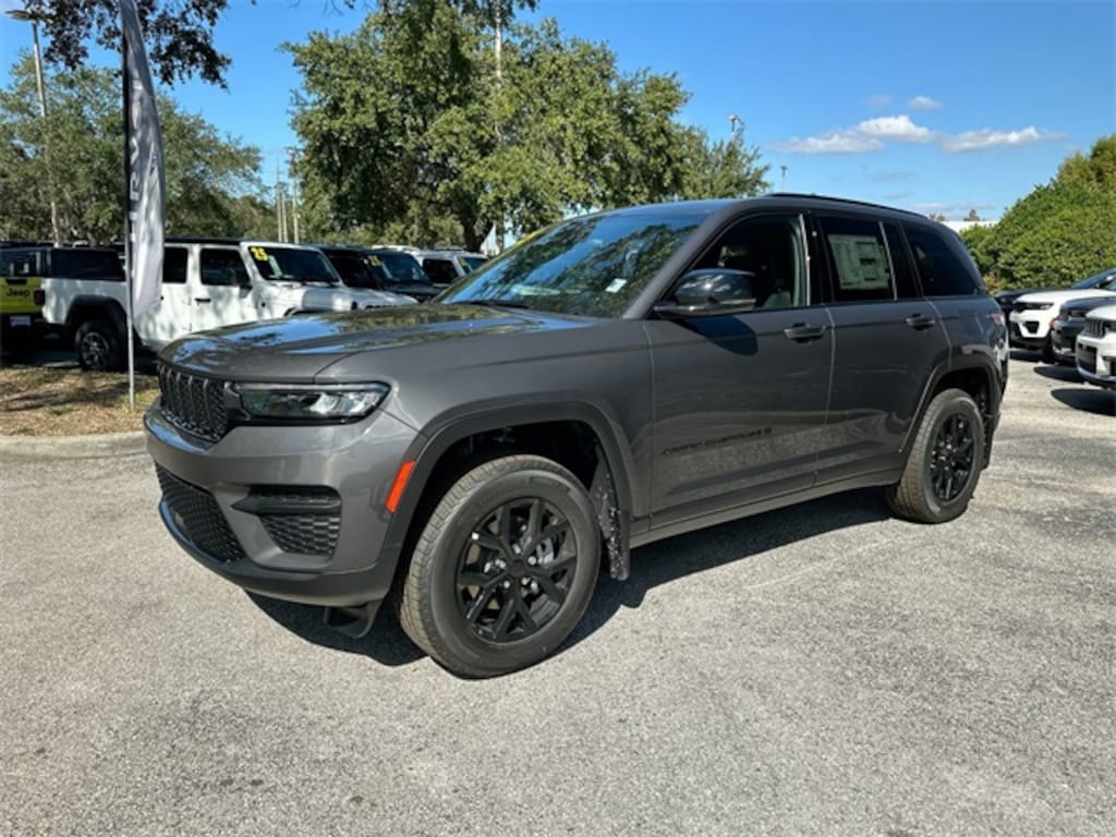 New 2025 Jeep Grand Cherokee ALTITUDE 4X4 Sport Utility