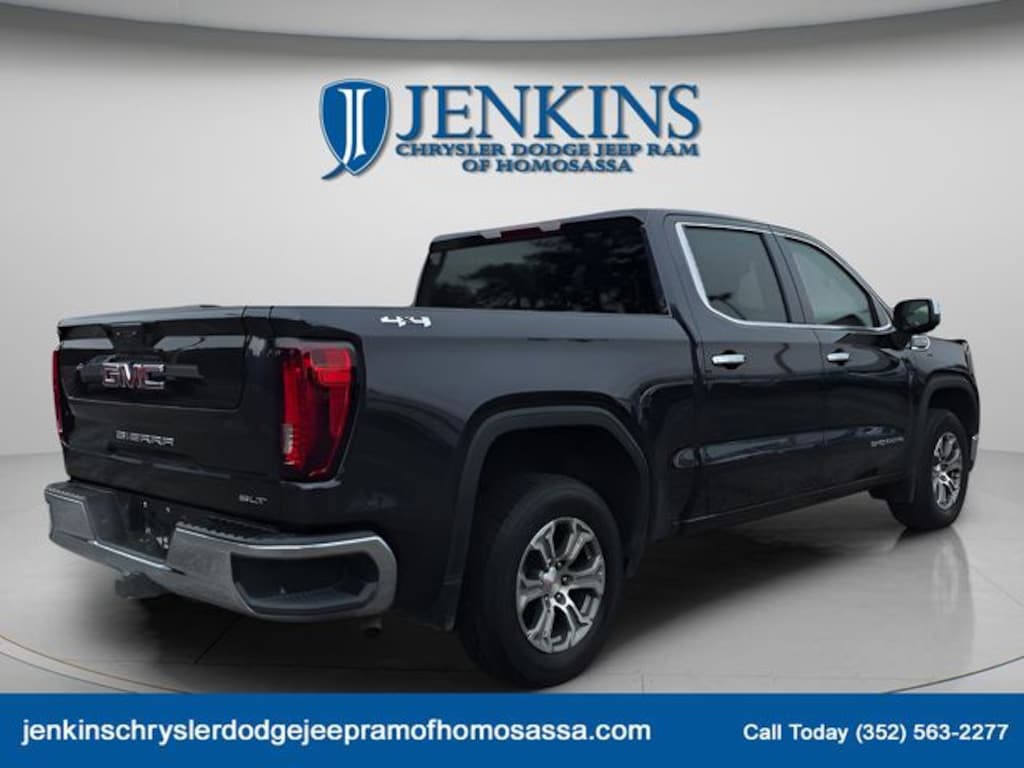 Used 2025 GMC Sierra 1500 SLT Truck Crew Cab