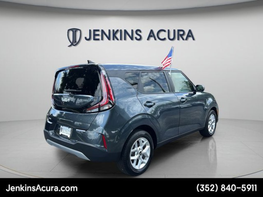 Used 2025 Kia Soul LX Hatchback