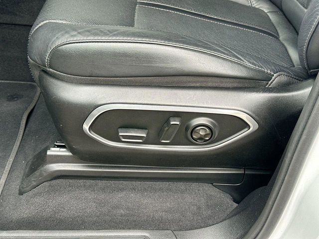 2023 Jeep Wagoneer Series III - Photo 20