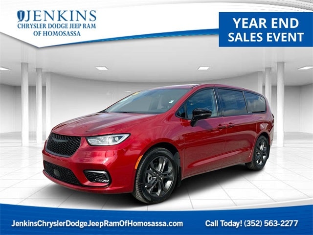 2026 Chrysler Pacifica Select's photo