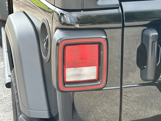 2025 Jeep Wrangler 4-Door Sport - Photo 8