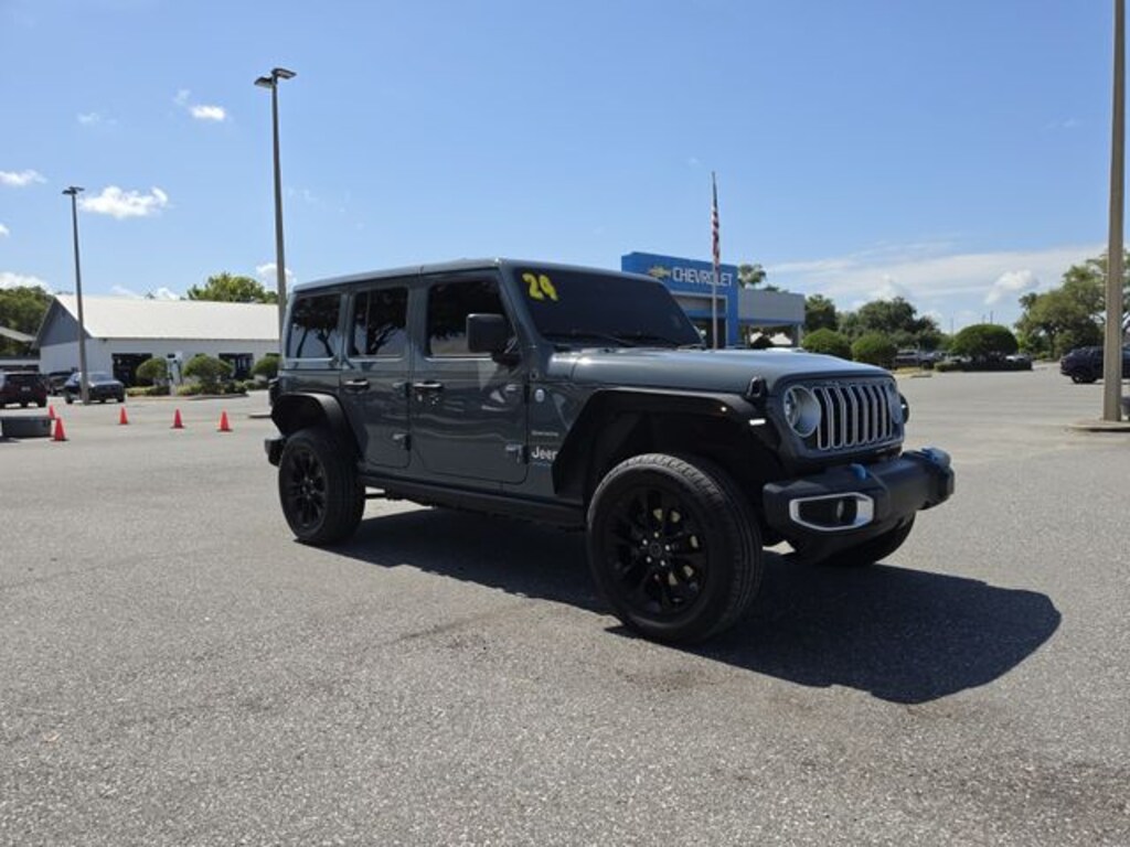 Used 2024 Jeep Wrangler 4xe Sahara SUV