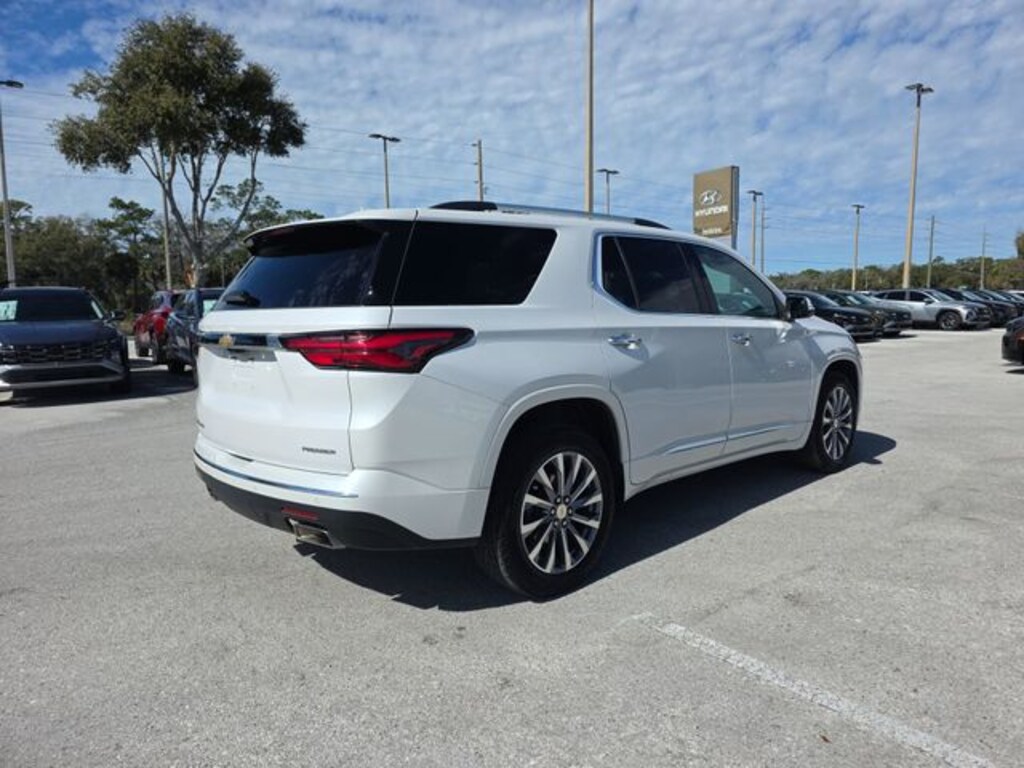 Used 2022 Chevrolet Traverse Premier SUV