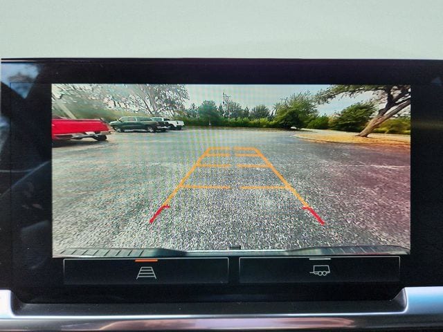2024 GMC Sierra 1500 SLT - Photo 18