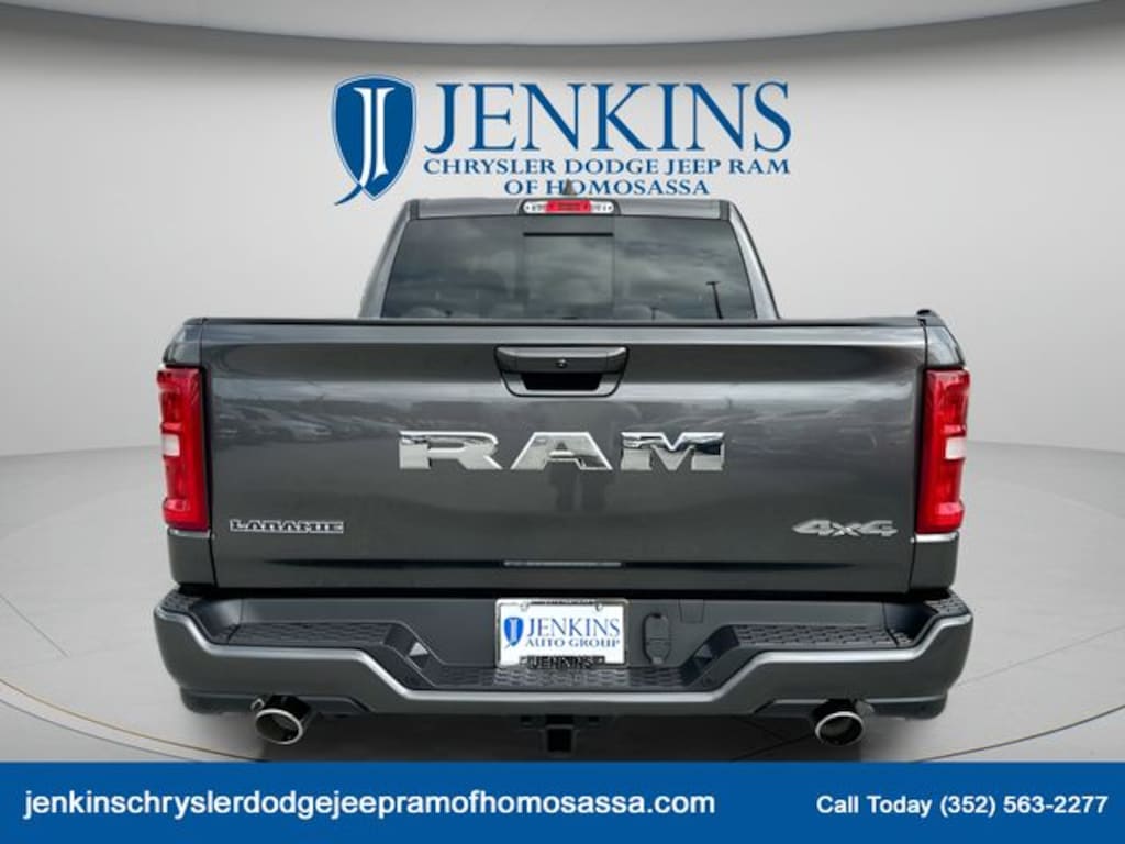 New 2026 Ram 1500 LARAMIE CREW CAB 4X4 5'7 BOX Pickup
