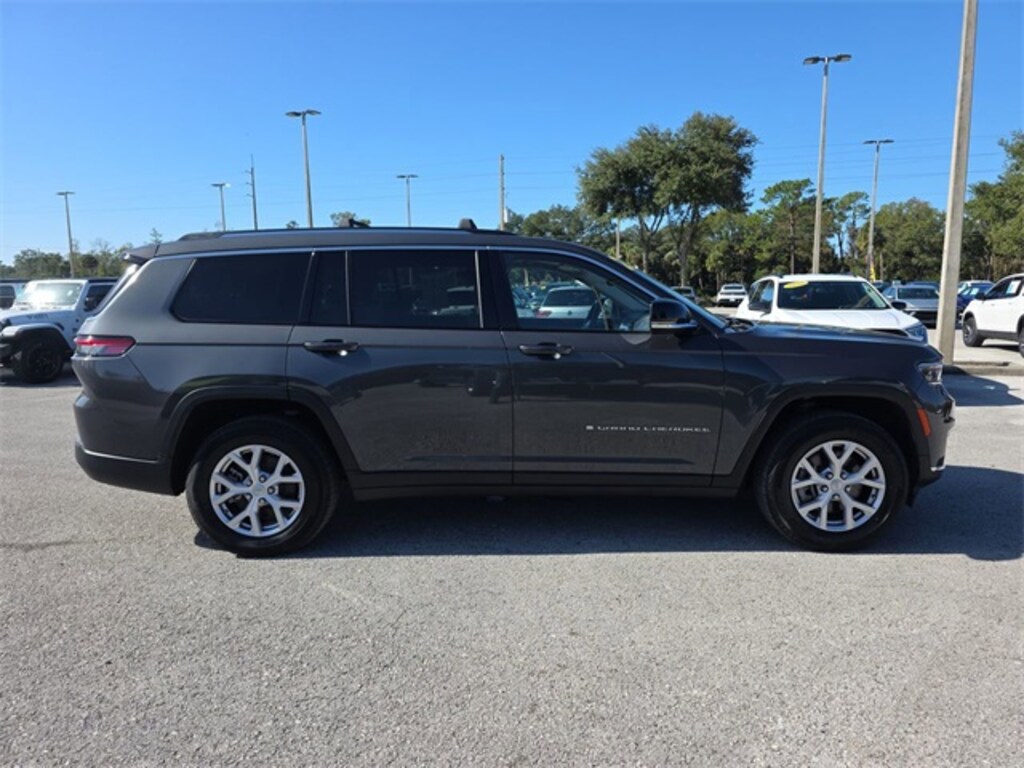Used 2022 Jeep New Grand Cherokee Limited SUV
