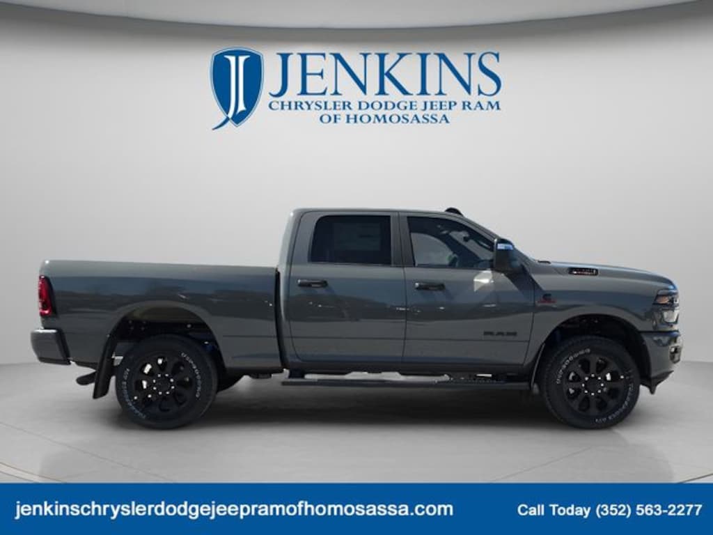 New 2026 Ram 2500 BIG HORN CREW CAB 4X4 6'4 BOX Pickup