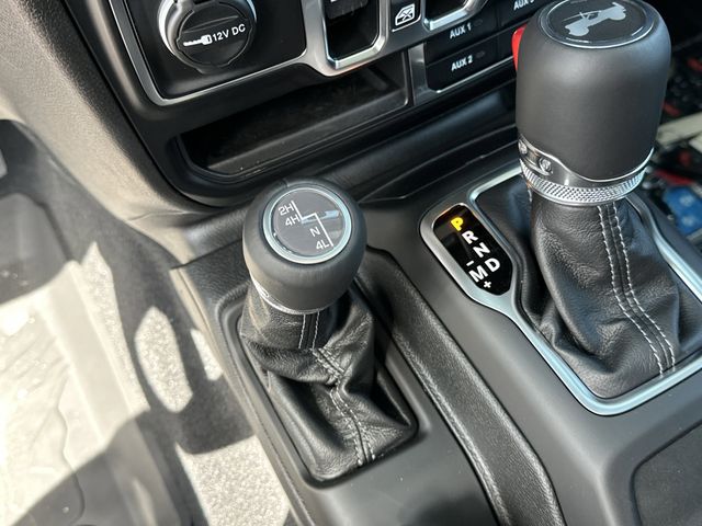 2025 Jeep Wrangler 4-Door Sahara - Photo 23
