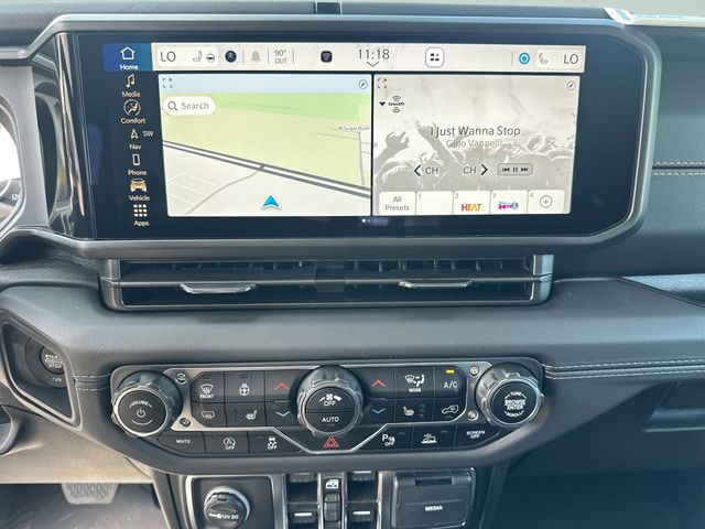 2025 Jeep Wrangler 4-Door Sahara - Photo 19