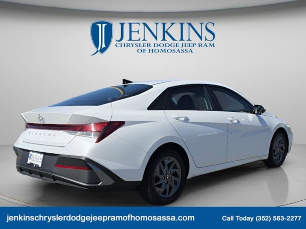 Used 2024 Hyundai Elantra SEL Sedan