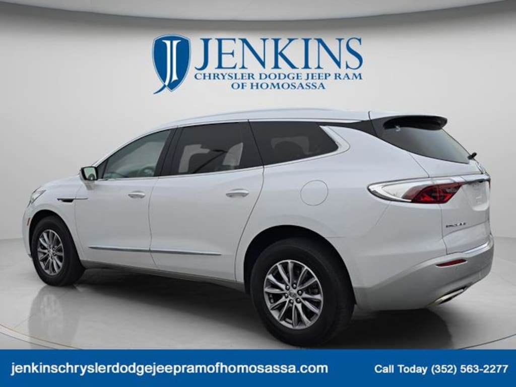 Used 2023 Buick Enclave Essence SUV