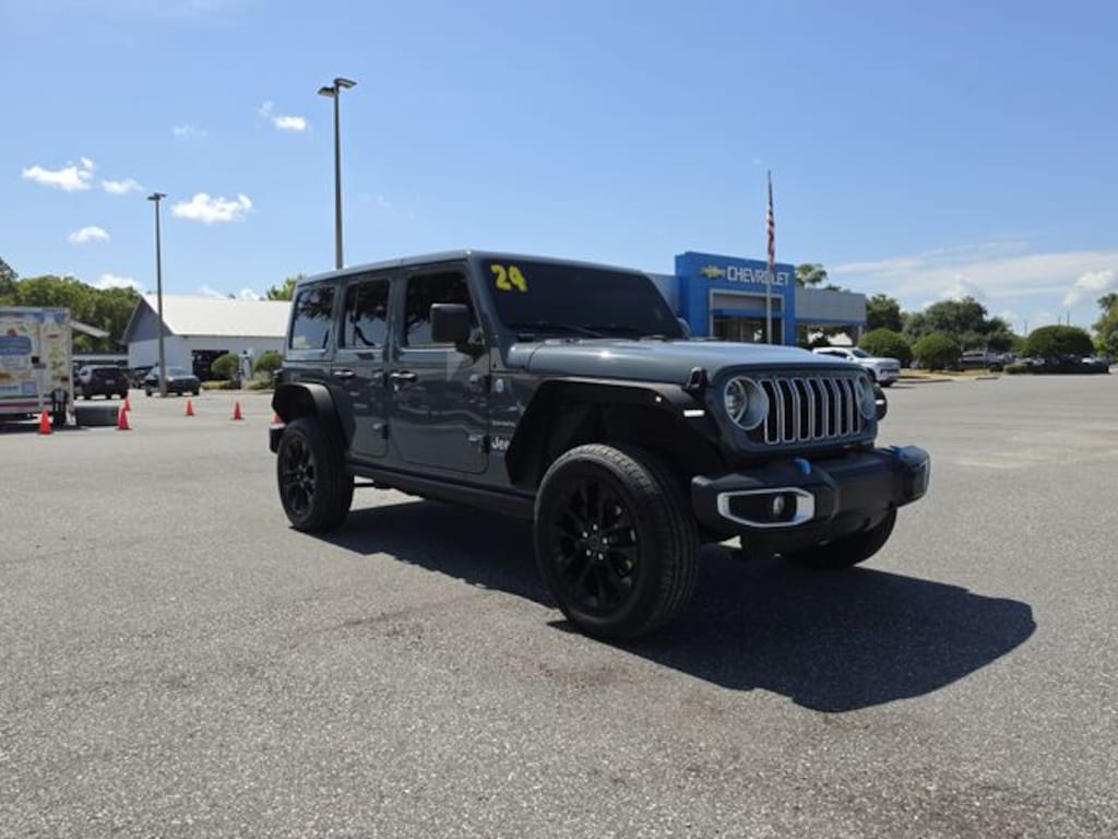 Used 2024 Jeep Wrangler 4xe Sahara SUV