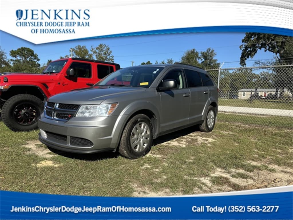 Used 2017 Dodge Journey SE SUV