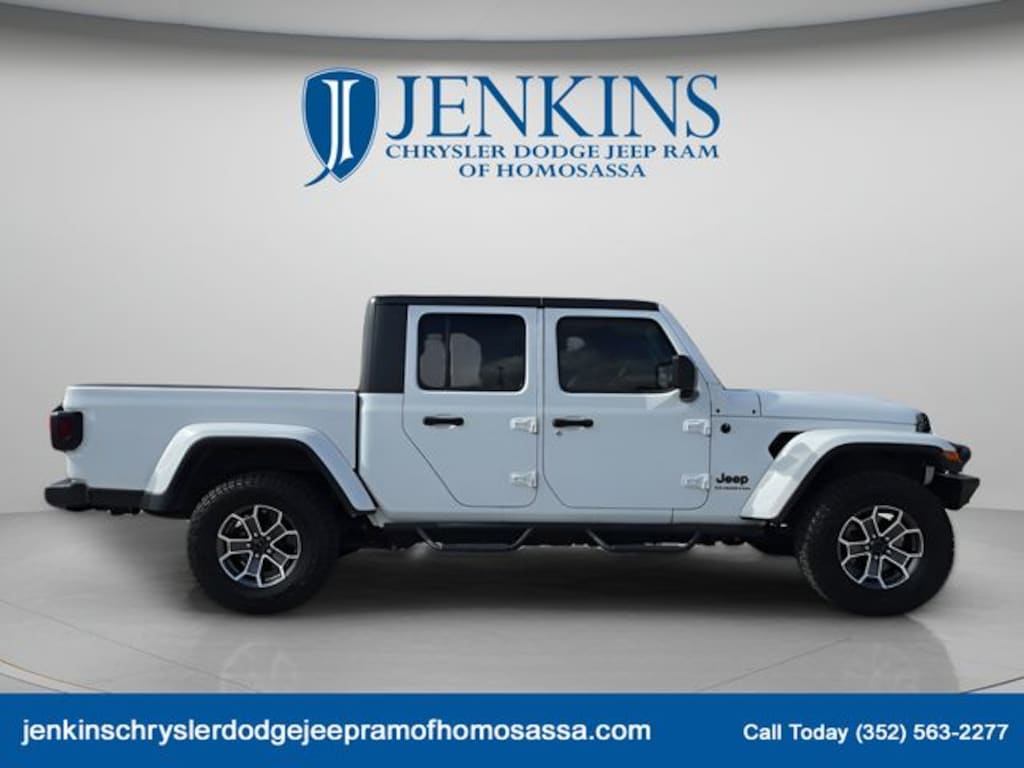 Used 2020 Jeep Gladiator Sport Truck Crew Cab